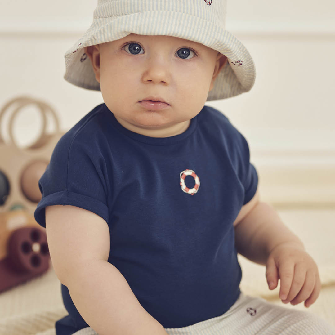 müsli SEERSUCKER T-shirt med redningskrans T-shirt Navy 019403101