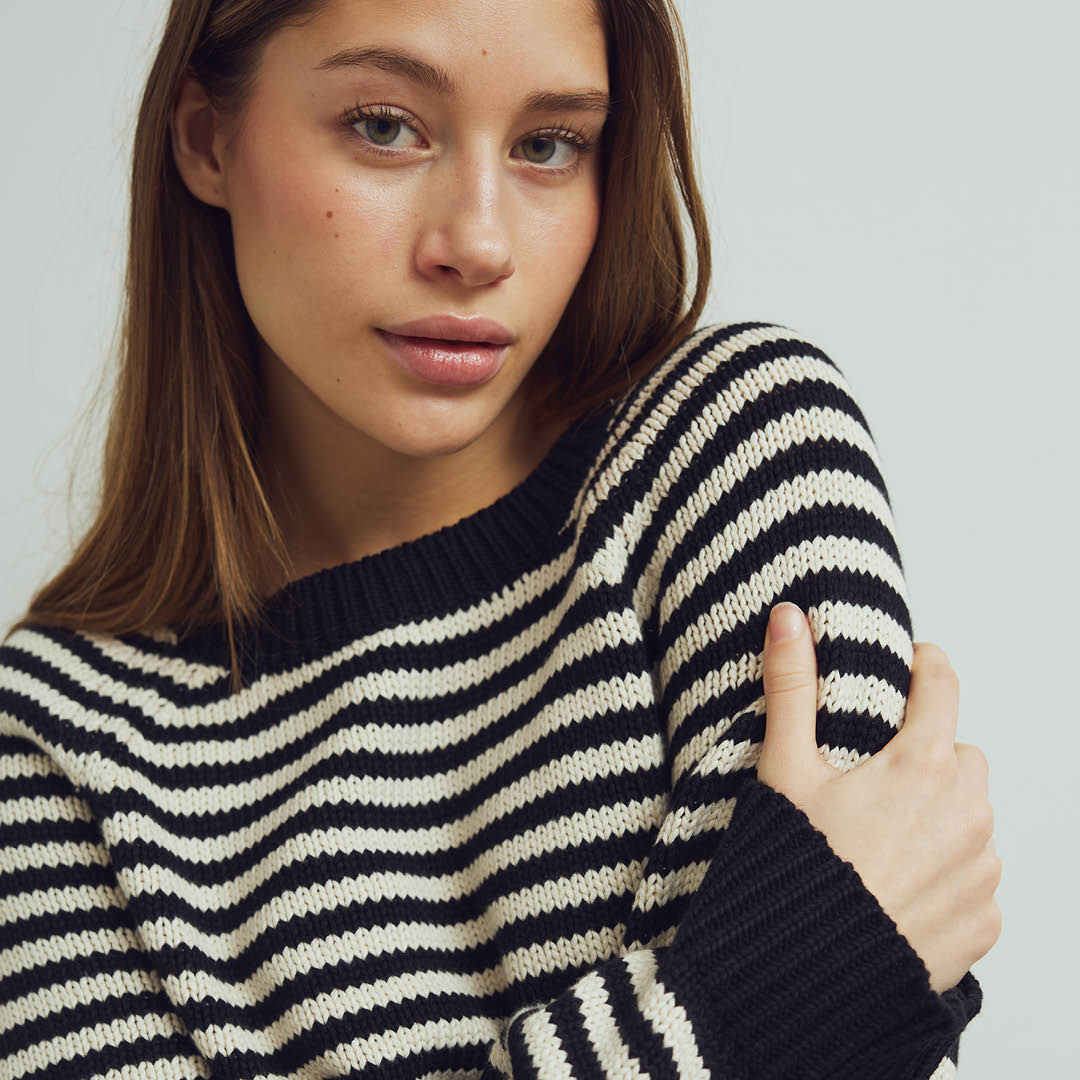 Conservandum STRIPE KNIT strik trøje Sweatshirt Black 019400706