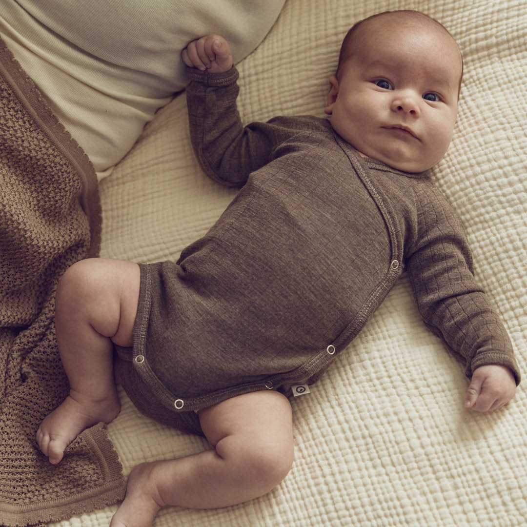müsli WOOLLY RIB body med krydslukning Bodystockings Walnut melange 821000012